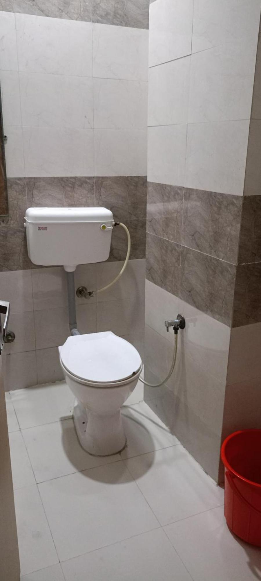 Hotel Saffron Мирут Екстериор снимка